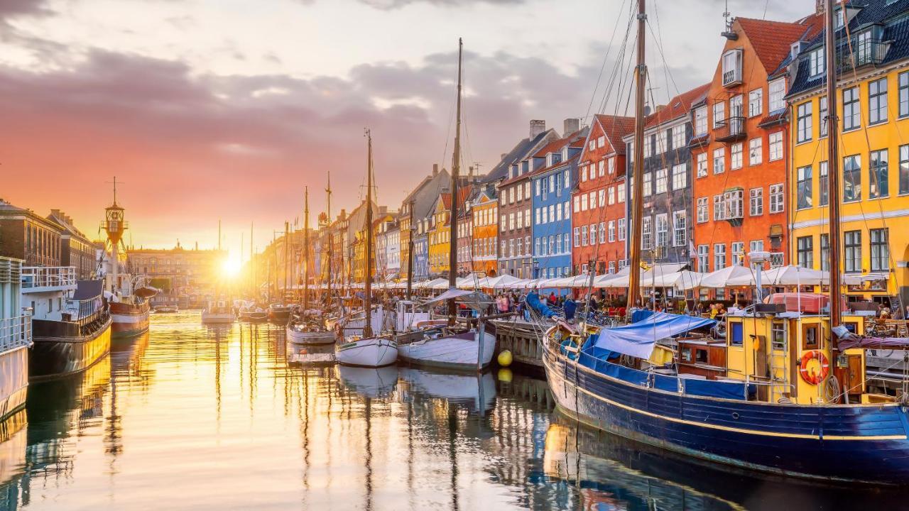 220Sqm Designer Apt - Copenhagen City Center - Private Balcony エクステリア 写真